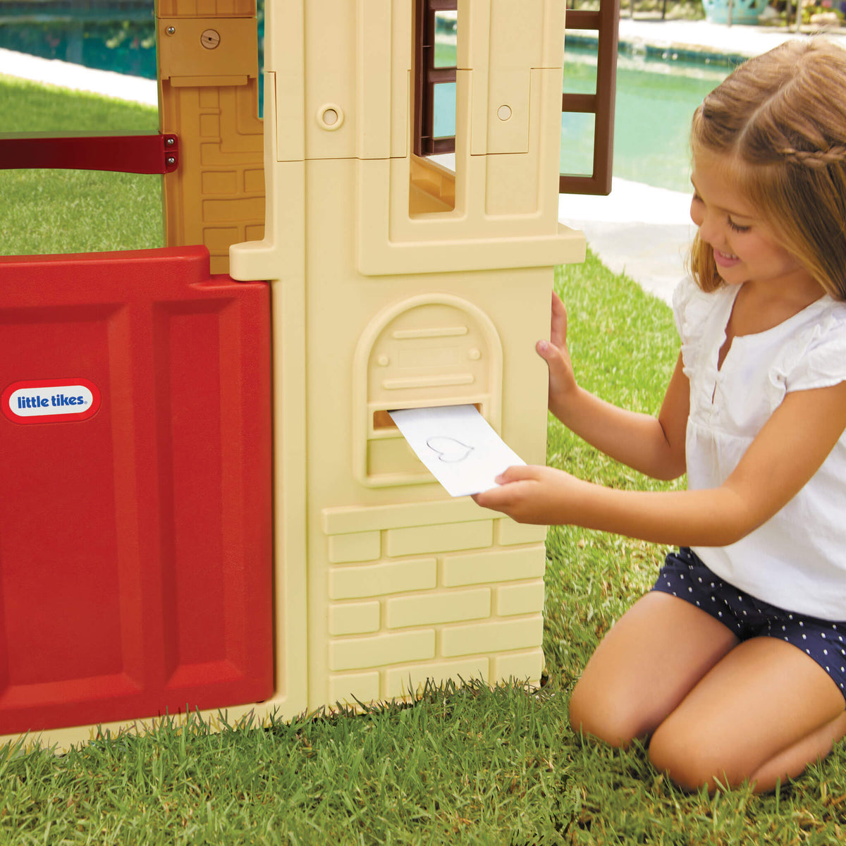 Cape Cottage Playhouse - Tan | Little Tikes Quality
