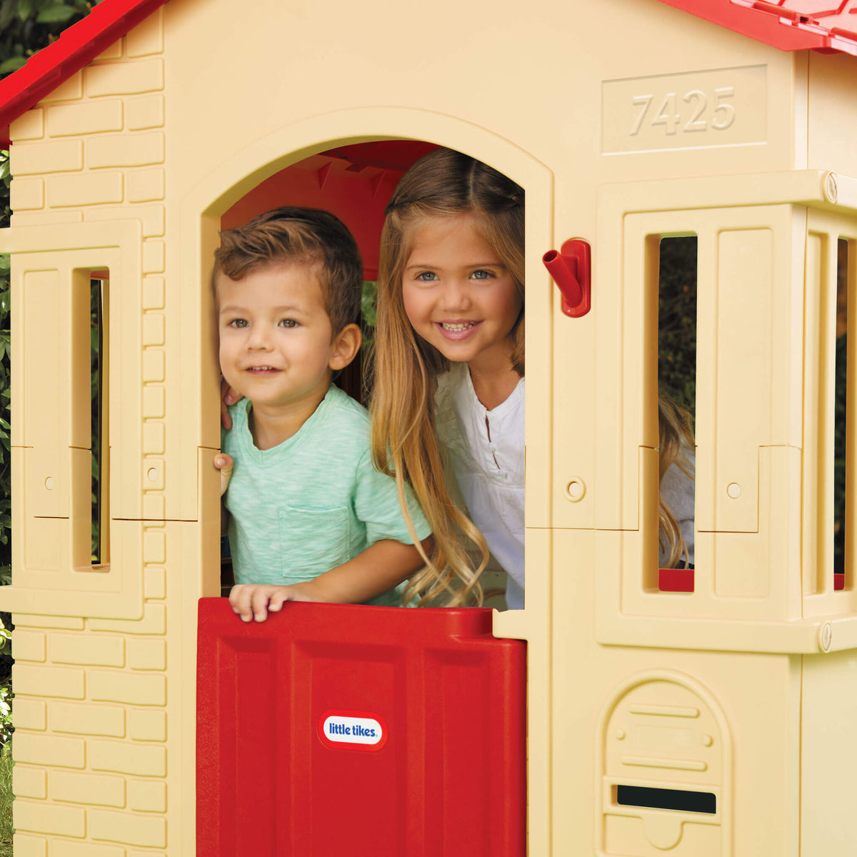 Cape Cottage Playhouse - Tan | Little Tikes Quality