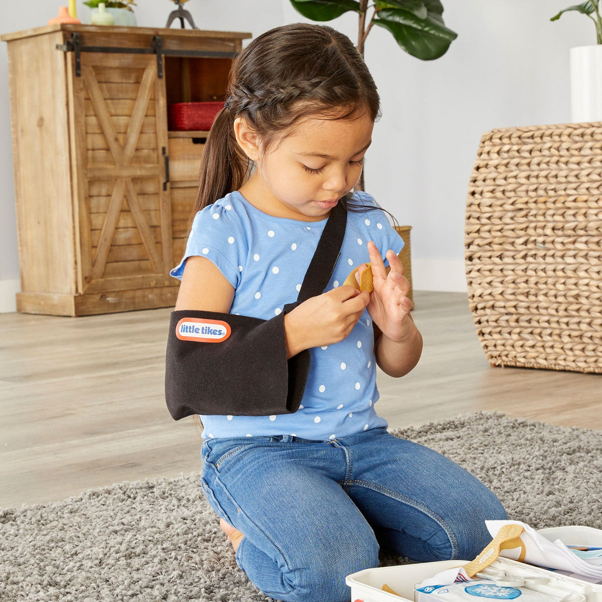First Aid Kit – Pretend Play Medical Set | Little Tikes Great Value