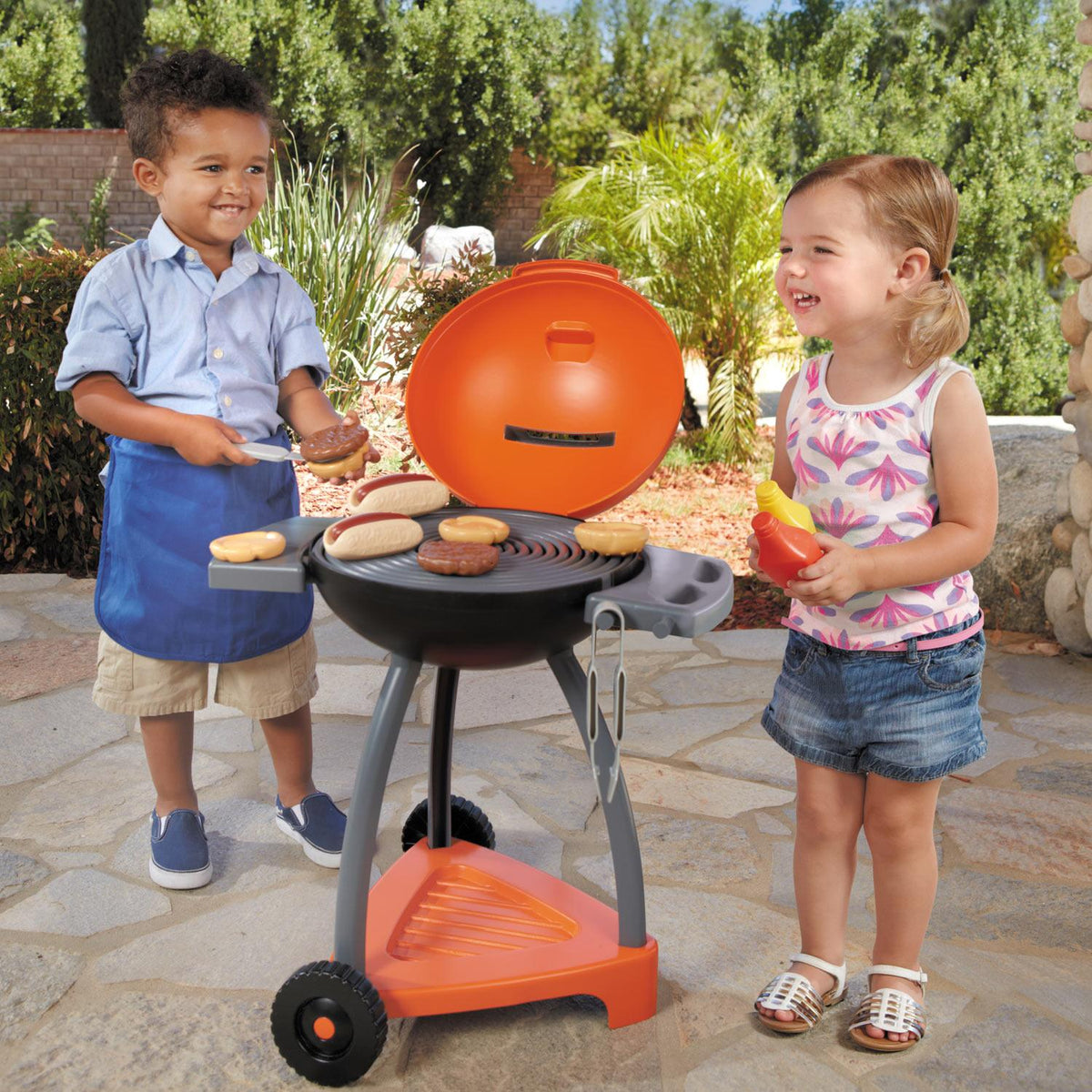 Sizzle 'n Serve Grill | Little Tikes Everyday