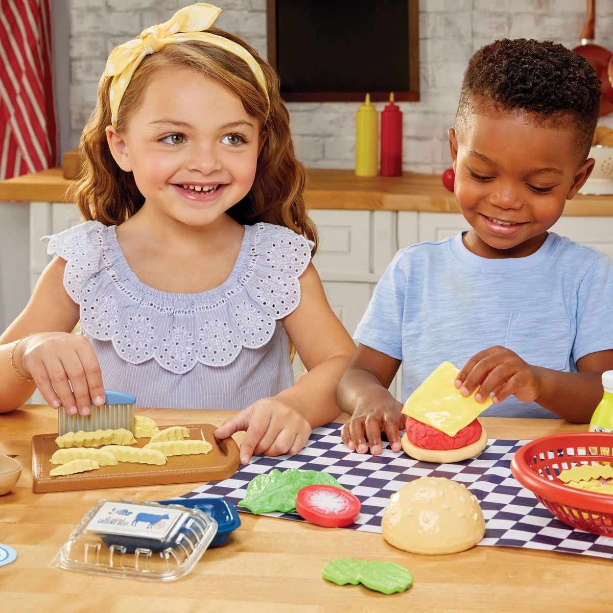Creative Chefs Cheeseburger and Fries Kit | Little Tikes Everyday