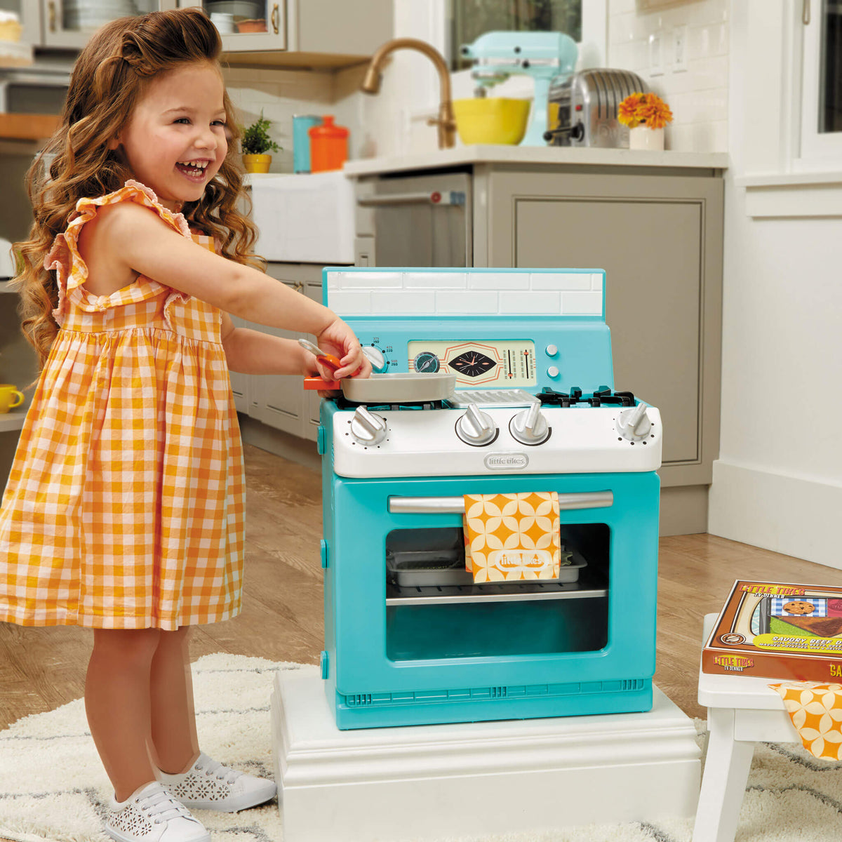 First Retro Oven | Little Tikes Everyday