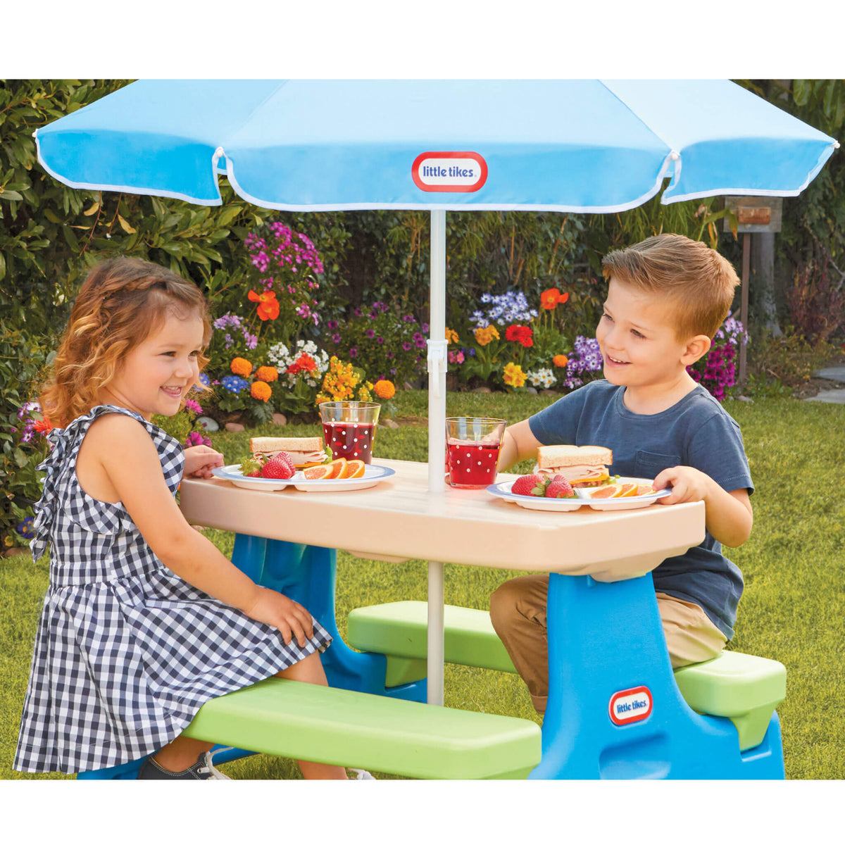 Easy Store Jr. Play Table with Umbrella - Blue/Green | Little Tikes Discount