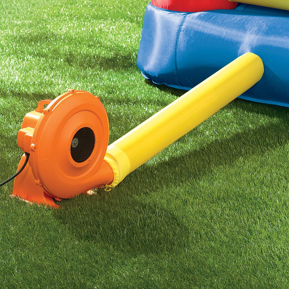 Shady Jump 'n Slide Bouncer | Little Tikes Recommended
