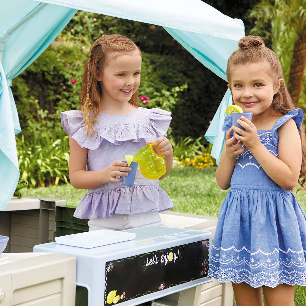 Backyard Bungalow Outdoor Playhouse | Little Tikes Sale