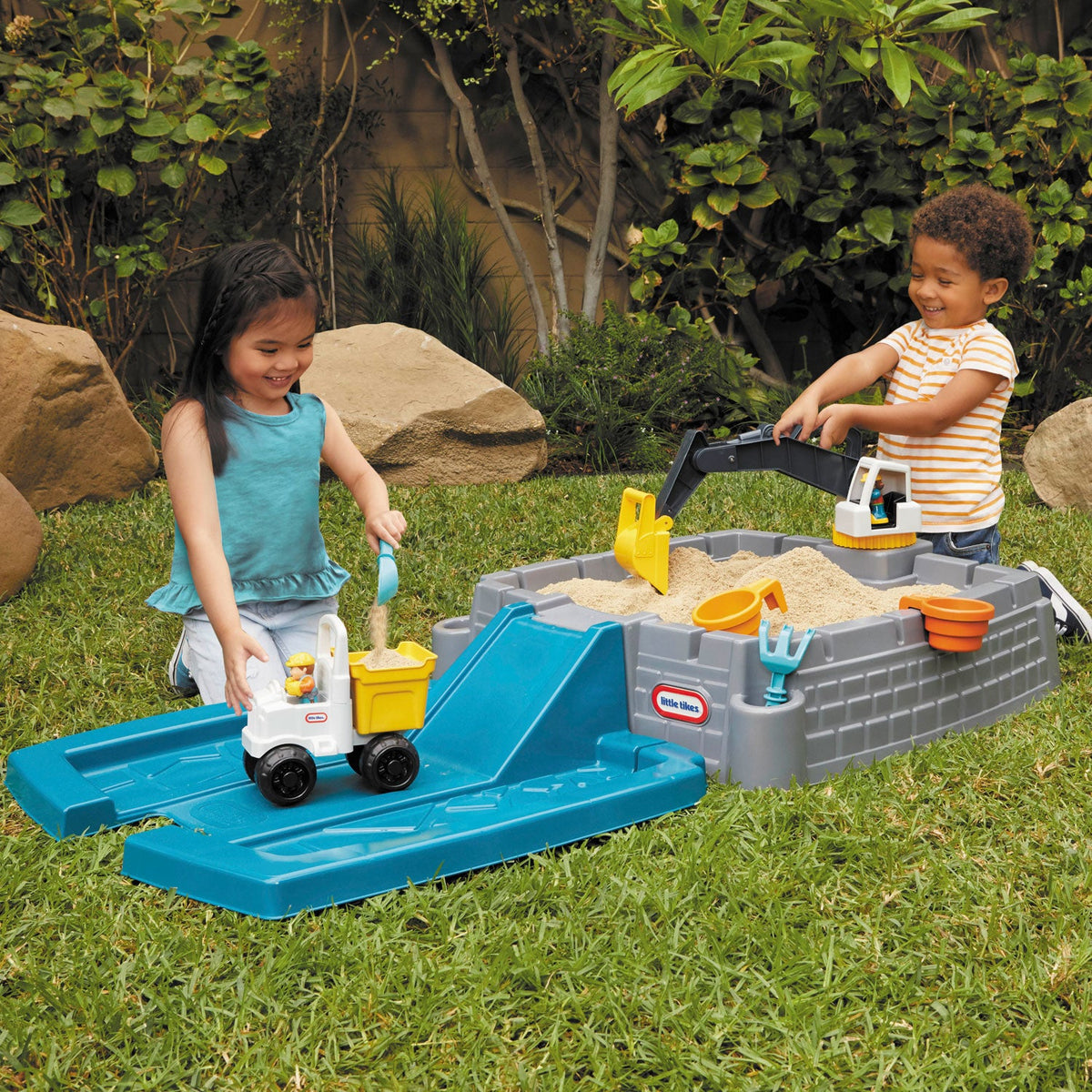 Dirt Diggers Excavator Sandbox | Little Tikes New