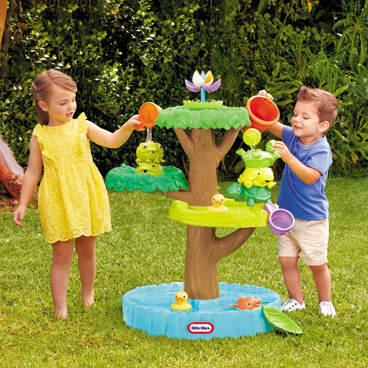 Magic Flower Water Table | Little Tikes | Little Tikes Trending