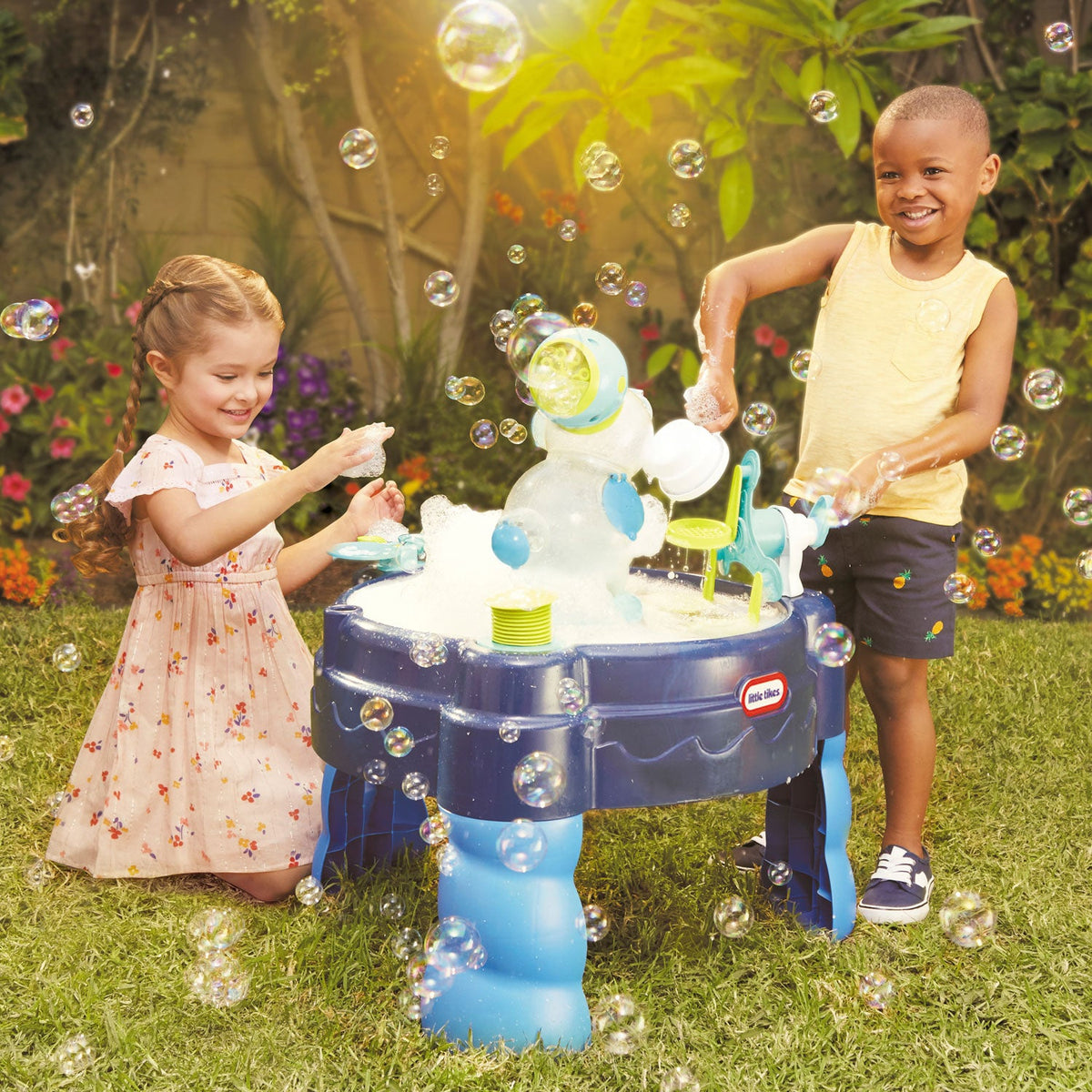 FOAMO 3-in-1 Water Table | Little Tikes Special Offer