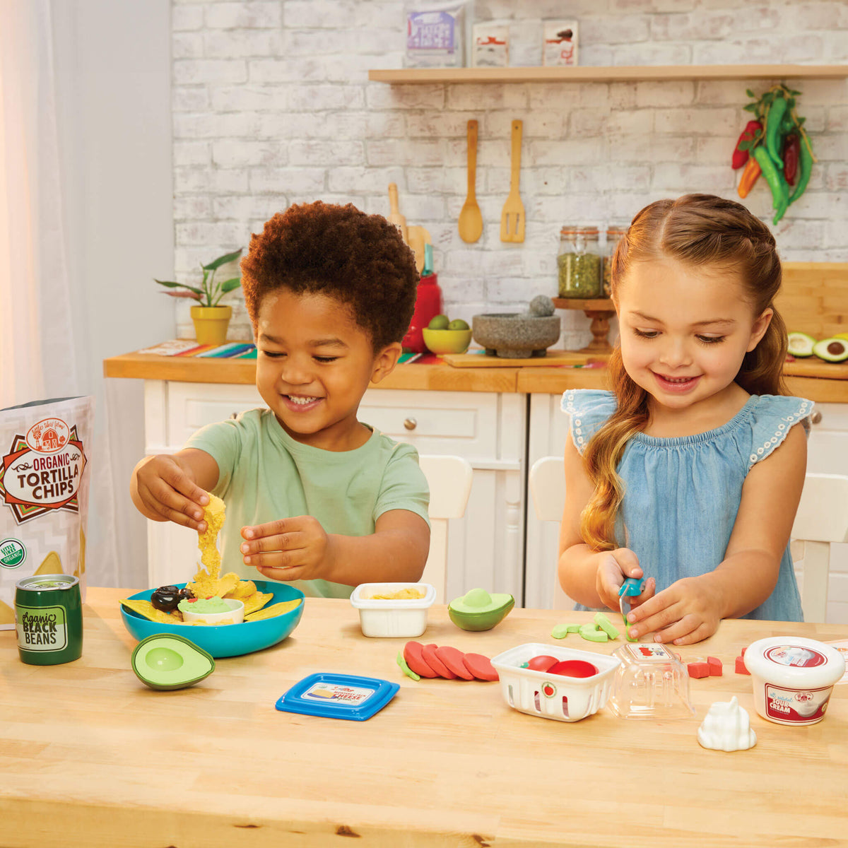 Creative Chefs Nachos Kit | Little Tikes Trending